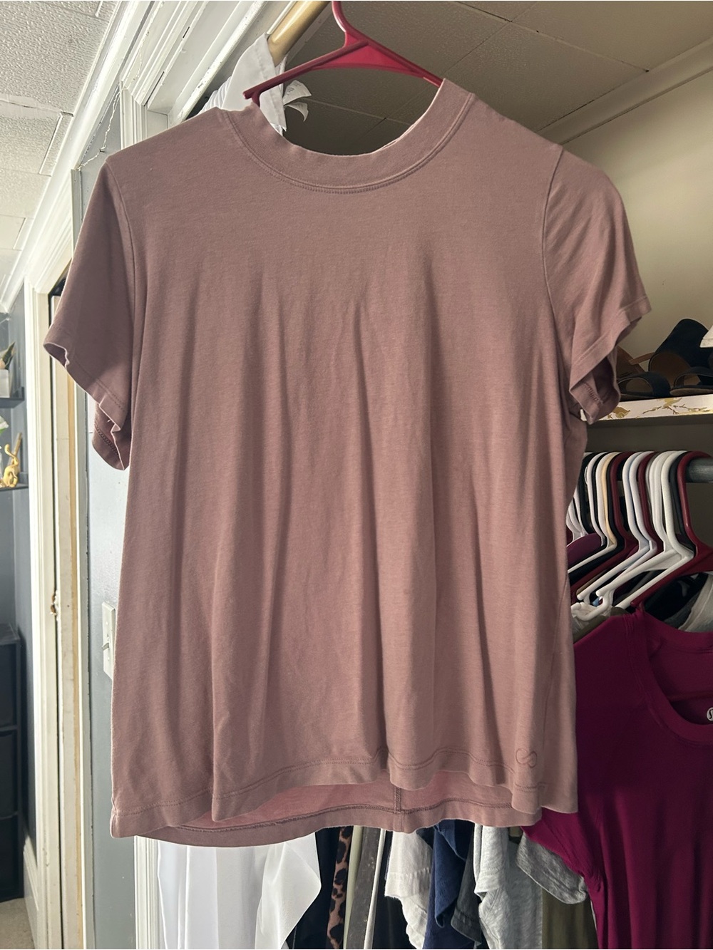 Women's Crew Neck Short Sleeve Top - Dusty Rose